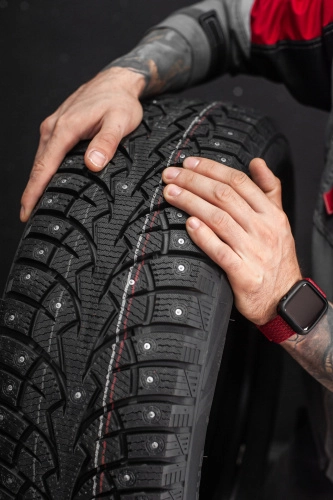 фото протектора и шины WINTERNOVA STUD I Шина ZMAX WINTERNOVA STUD I 175/70 R14 84T