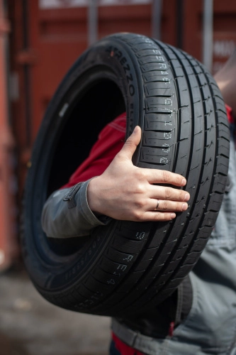 фото протектора и шины Atrezzo Elite Шина Sailun Atrezzo Elite 195/60 R16 89V